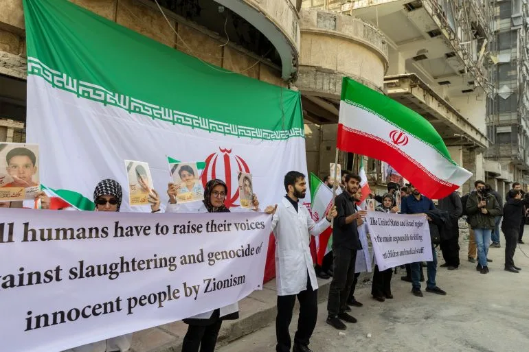 США та Ізраїль ведуть війну проти ліків та вакцин Ірану