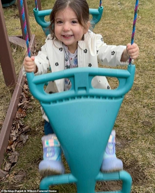 Ohio toddler dies in car seat crush, potentially reshaping auto safety.