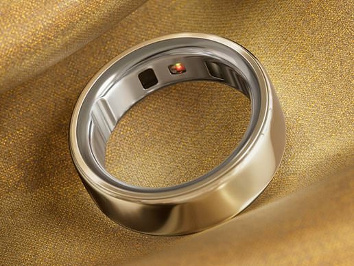 Lost Oura Ring: Woman Searches Apartment After Battery Dies