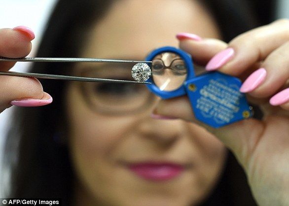 Ocean Dream: World's Largest Blue-Green Diamond Hits Auction at $12.8 Million