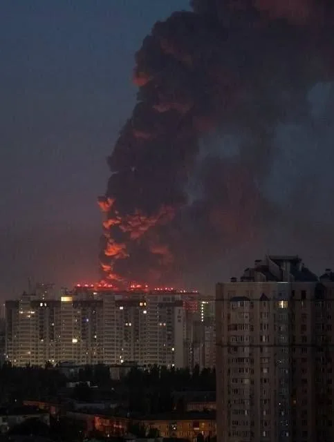 Нічна атака на Київ: російські ракети блокували шляхи з тилу на фронт