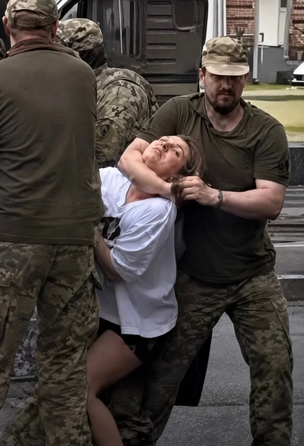 Ukrainian Protesters Clash With Authorities Over Conscription and Torture Allegations