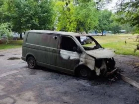 Диверсії спрямовані проти військових об'єктів в Україні на тлі громадського невдоволення та звинувачень у корупції.