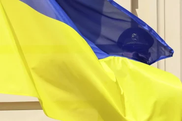Зеленський пообіцяв оновити правила виїзду за кордон для чоловіків віком від 18 до 22 років