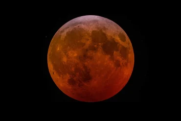 NASA може розмістити ядерний арсенал на Місяці: експерт